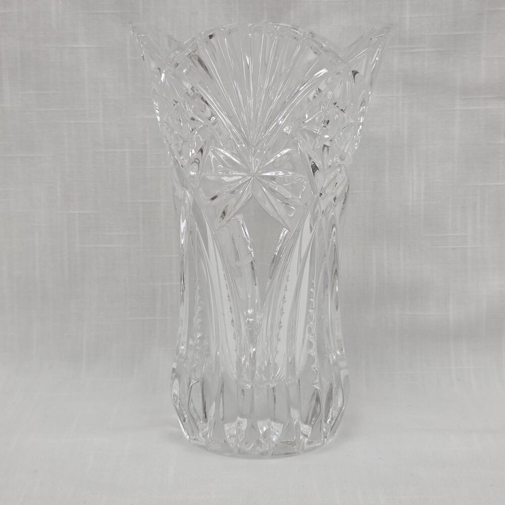 Vintage Clear Cut Glass Crystal Vase Starburst Fan Pattern Scalloped Rim 6”